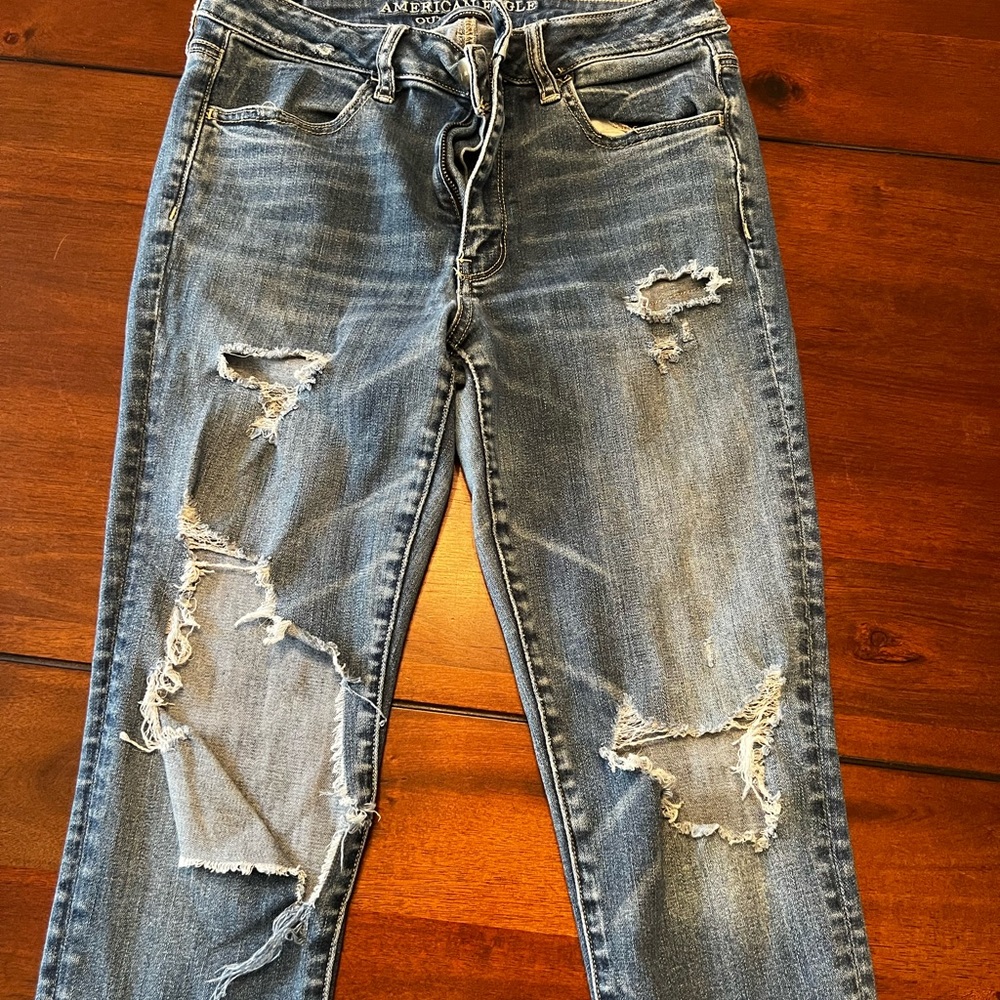 Distressed American Eagle Jeggings